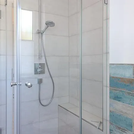 Drr20 1 Walter アパート *